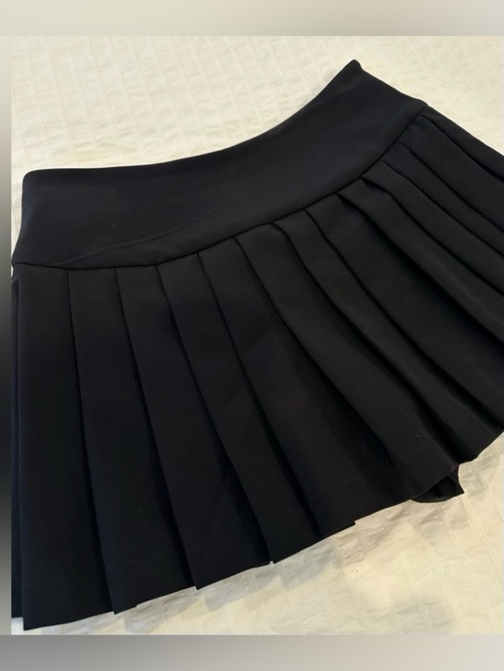 Emerson Lang Women's Black Pleated Mini Skirt -Skorts Sleek Everyday Style🌺